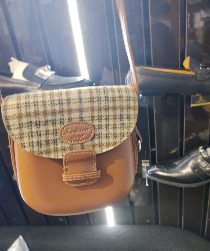 small-leather-bag
