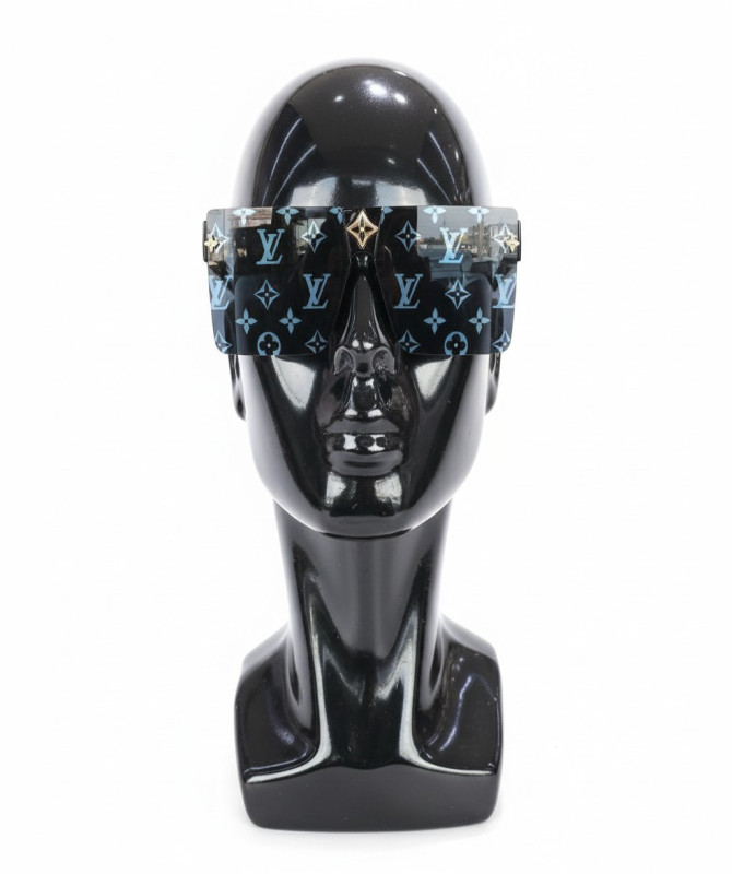 LV Escape Square Sunglasses – Black Acetate with Gold Signature